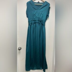 Beautiful Emerald Green Maxi Dress by Emerge
